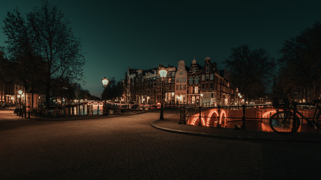 Amsterdam in de avond 