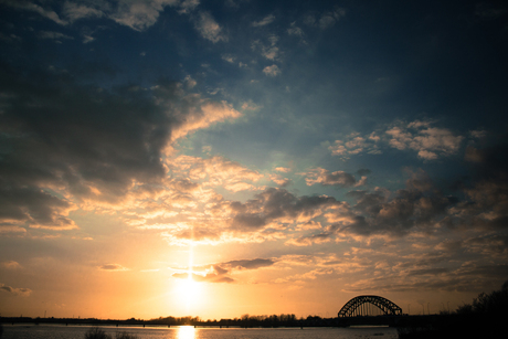 Zonsondergang IJssel