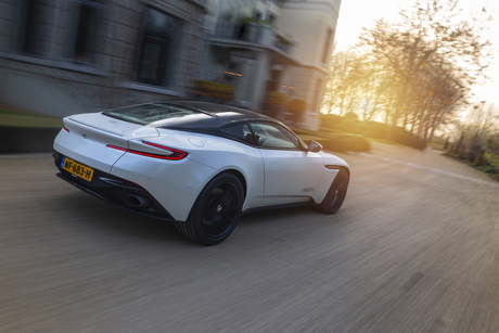 Aston Martin Vantage