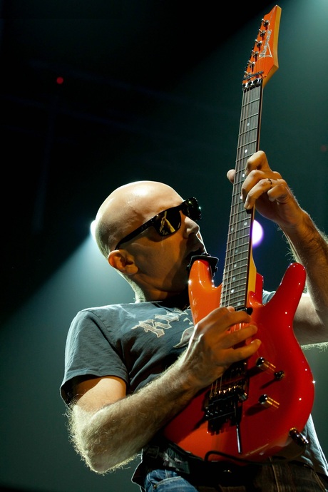 Joe Satriani