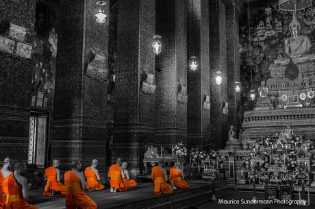 Monniken in gebed