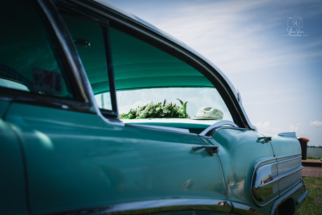 American Muscle & Flowers