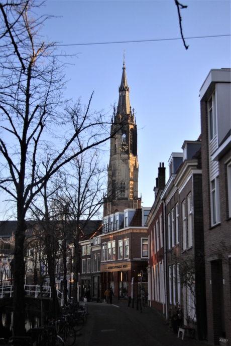 Zicht op de nieuwe kerk van Delft 