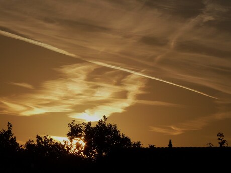 Zonsopgang 1 oct 07.17 uur uitzicht uit de dakkapel