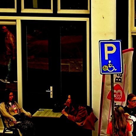 5 people in a square