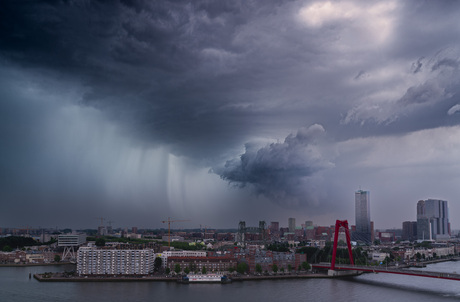 Rotterdam tijdens de storm