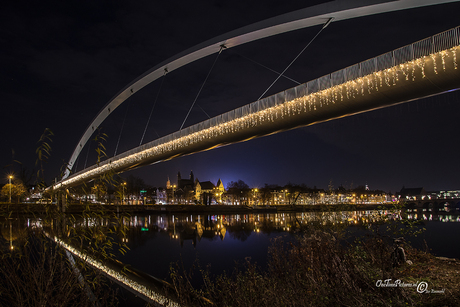 Onder de brug is het ook kerst.....