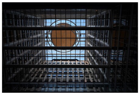 Als je omhoog kijkt…