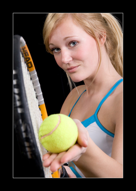 Laura, Tennis