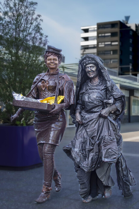 Living Statue aan de wandel