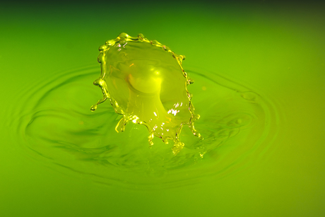 groen en gele splash