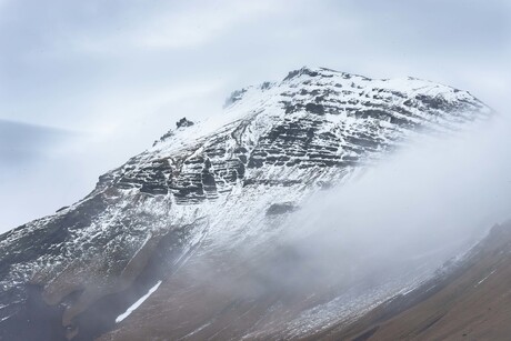 Bergtop Vik IJsland