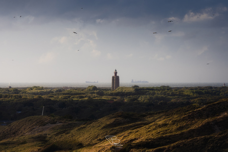 Vuurtoren Westkapelle boven duingebied Walcheren