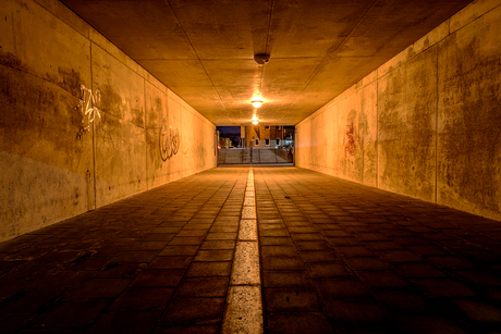 Voetgangers tunnel.
