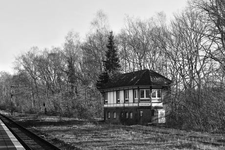 Station Dalheim (B&W)