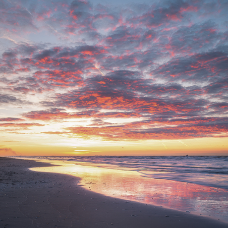 Zonsondergang bij Oostduinkerke