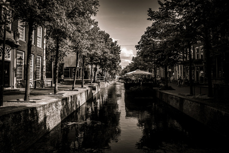 Terrasje aan de gracht Delft