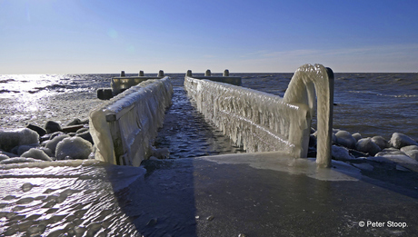 IJsaanzetting bij het Monument op de Afsluitdijk (2)