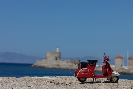 Scooter mee naar Rhodos Griekenland