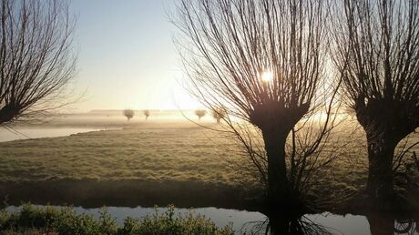 Fietsend genomen foto van zonsopkomst. IIII