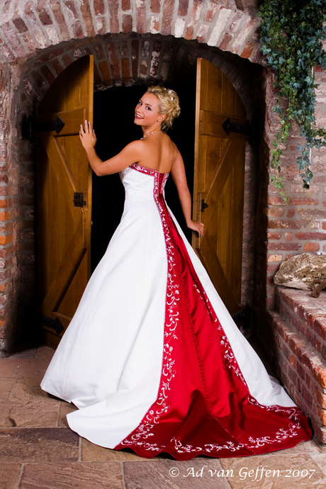 Monique got married..