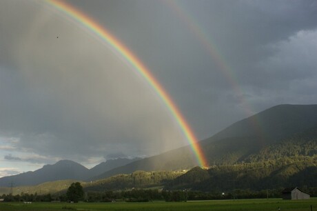 Oostenrijkse dubbele regenboog