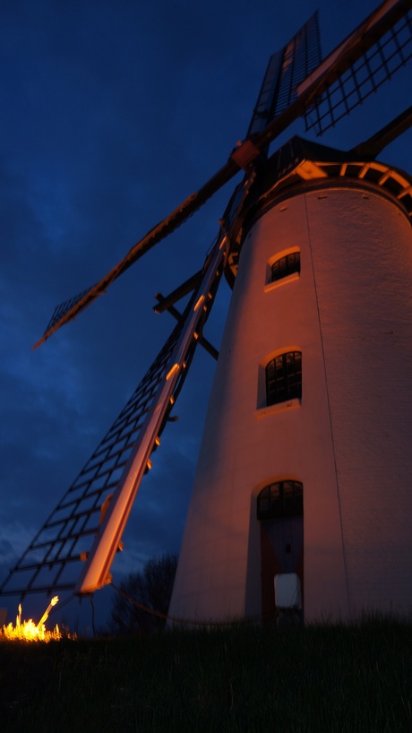 Windmill by night