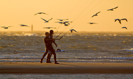 Surfers, Strand Slufter