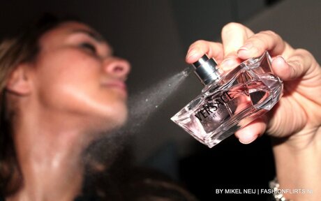 VERSACE BRIGHT CRYSTAL 2011