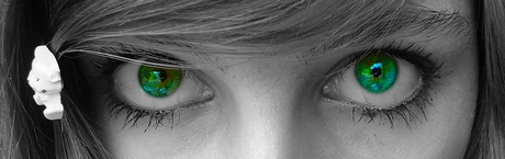 My eyes staring in in your eyes...
