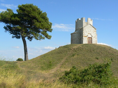 Sint Nicolaaskerk 12e eeuw (Nin)