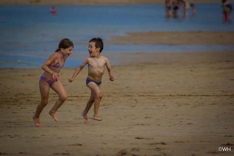 Spelende kinderen - Normandië