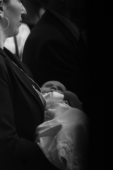 Baby tijdens maria optocht