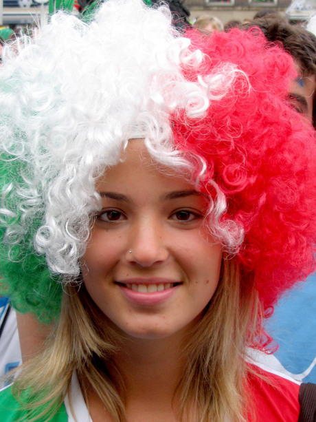 Italian Fan