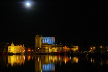 Wormerveer in de avond