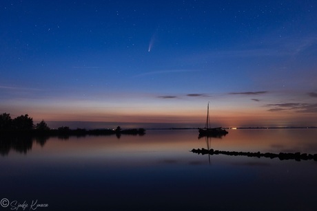 Neowise bij het Tjeukemeer