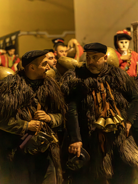 Mamuthones en Issohadores