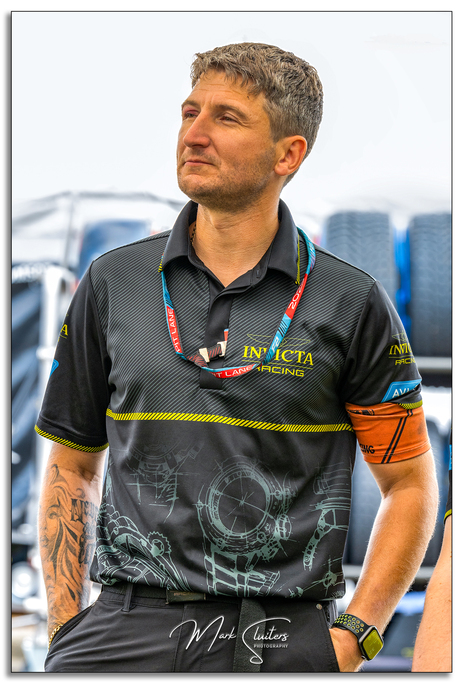 Invicta Racing - Hungaroring 2025 - Werkzaamheden in de Paddock F2