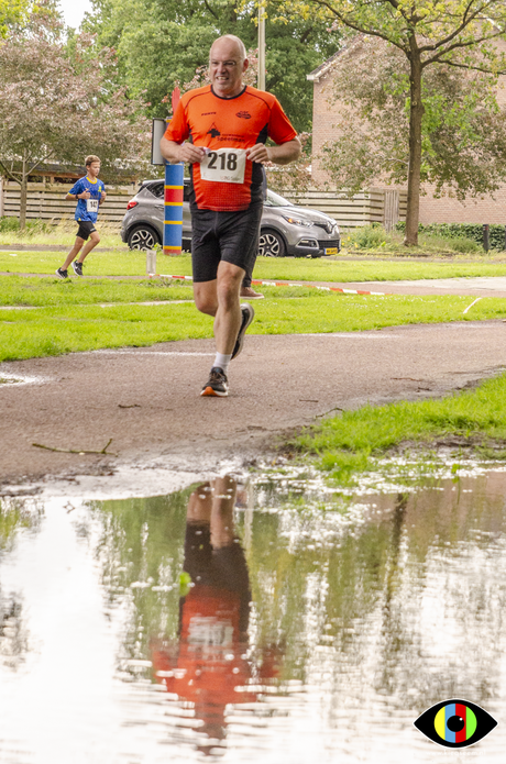 Hardloper dubbel in beeld