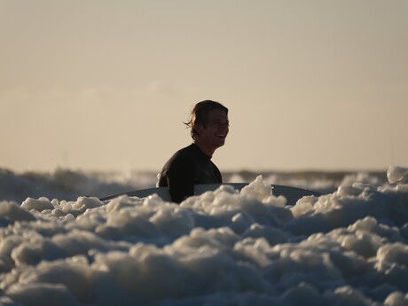 Foam surfer
