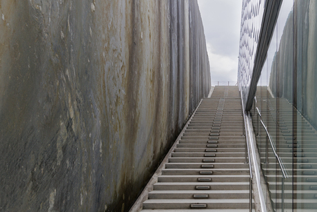 Trap naar de spiegelhemel.