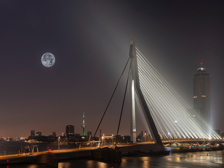 Fullmoon Erasmusbrug 