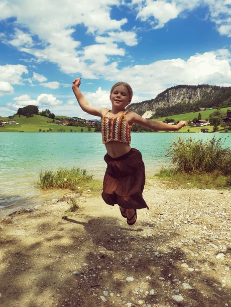 Dansen op het strand en in  de regen 