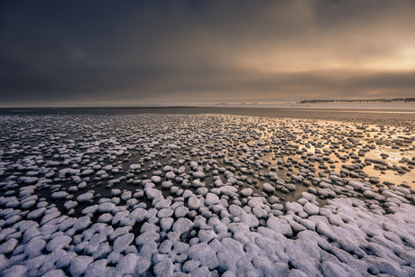 Winterse luchten boven het Wad VIII