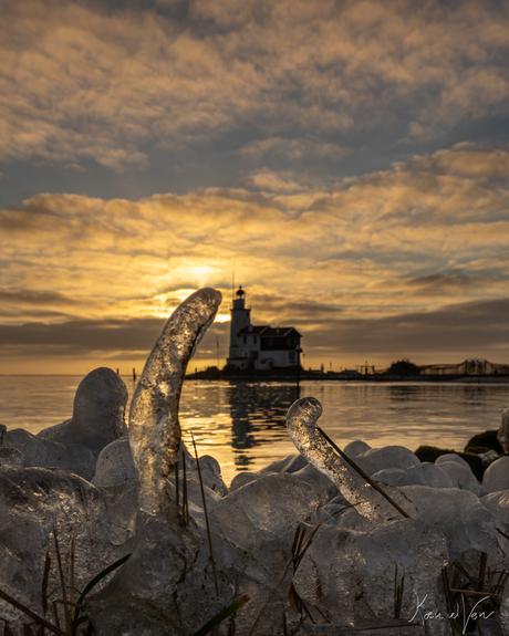 Het Paard met pegels