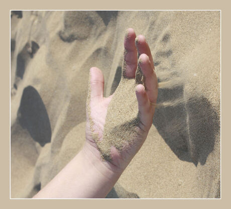 Zand handen (60e foto)
