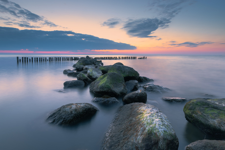 Zonsopkomst aan  het IJsselmeer 