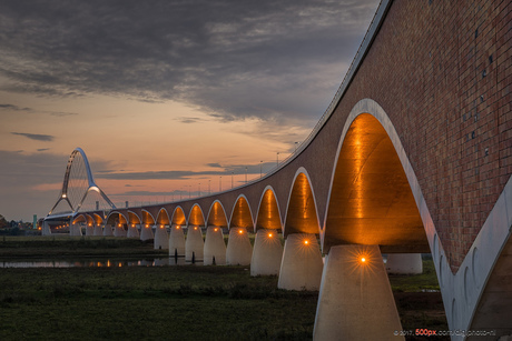 Als de zon ondergaat in Nijmegen....