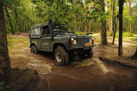 LandRover Defender