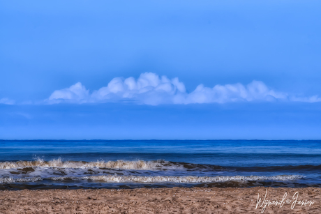 Relaxing weather in the fall on the beach